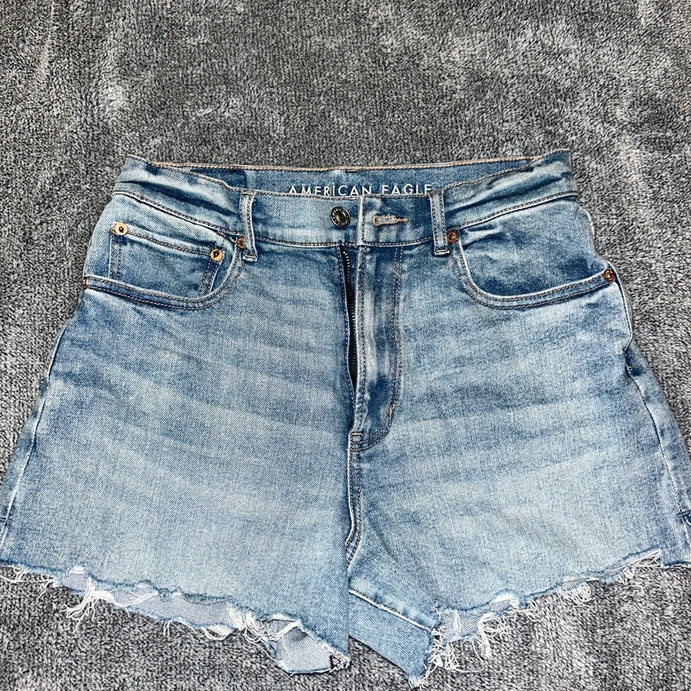 American Eagle high rise boyfriend shorts